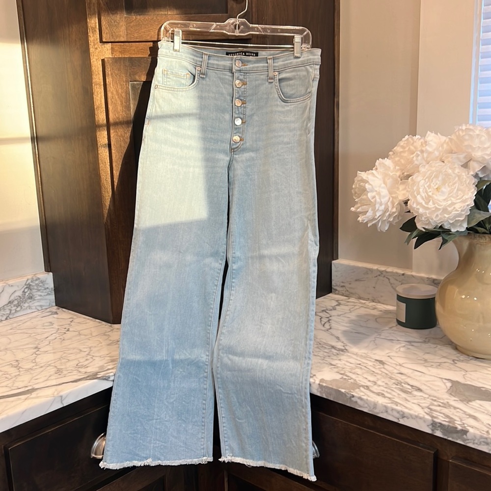 Veronica Beard Kirra 11” flood length jeans